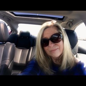 Meet your Posher, Beverly